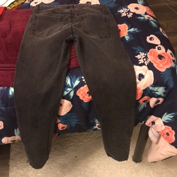 Pants - Picture 2 of 3